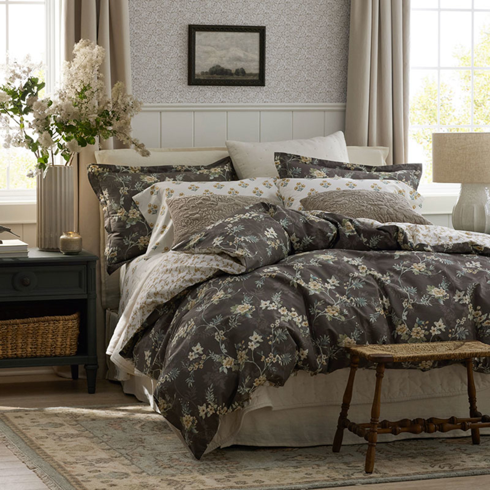 Reversible-Comforter-Set-GALLARY-IMAGE-1.jpg.jpeg